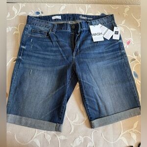GAP Women's Blue Denim Bermudas. NWT